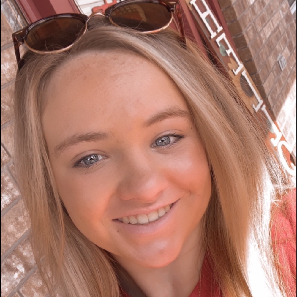 Meet your Posher, Emmarie